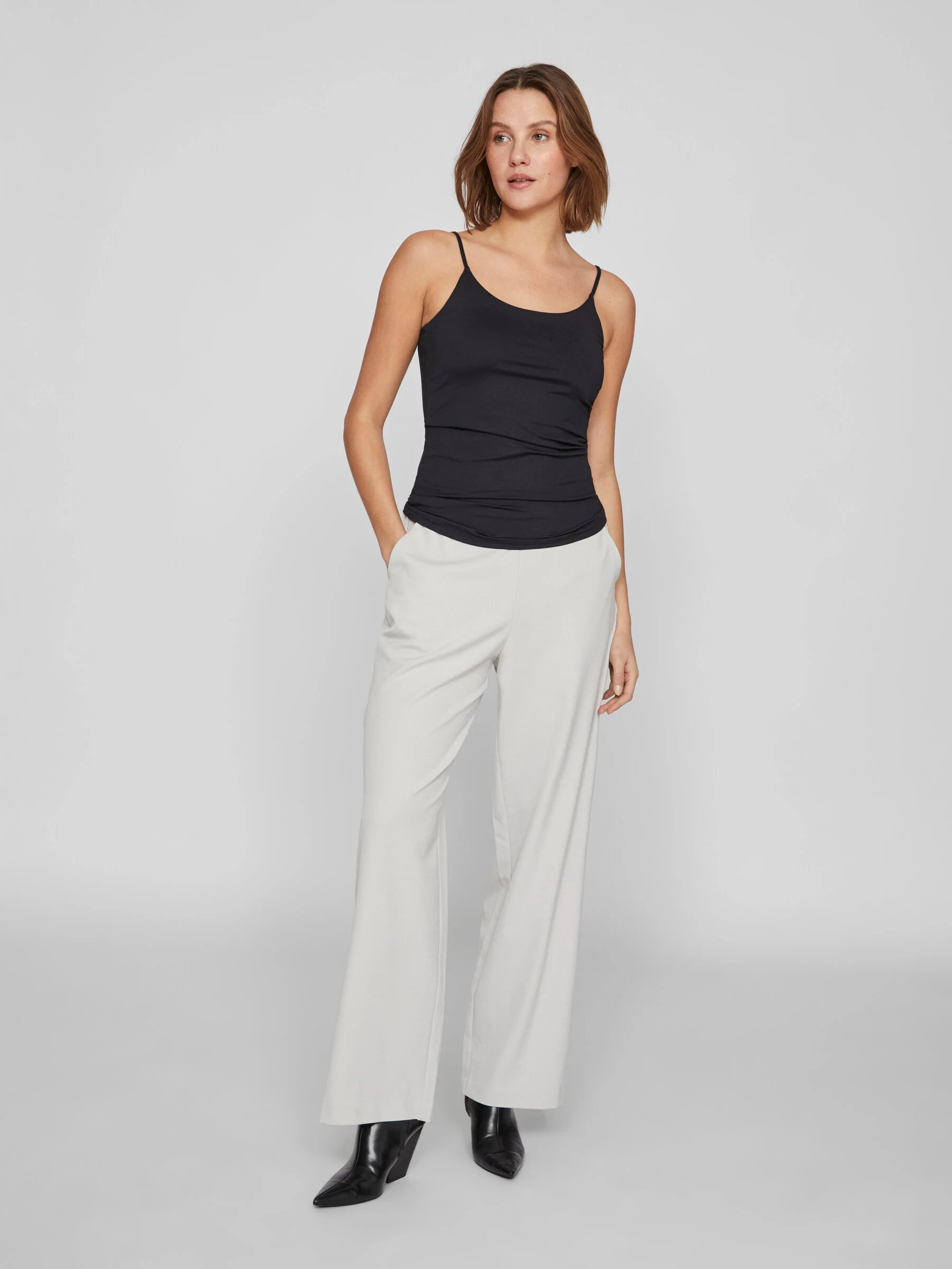 Basic Stretch Cami Black - Image 6