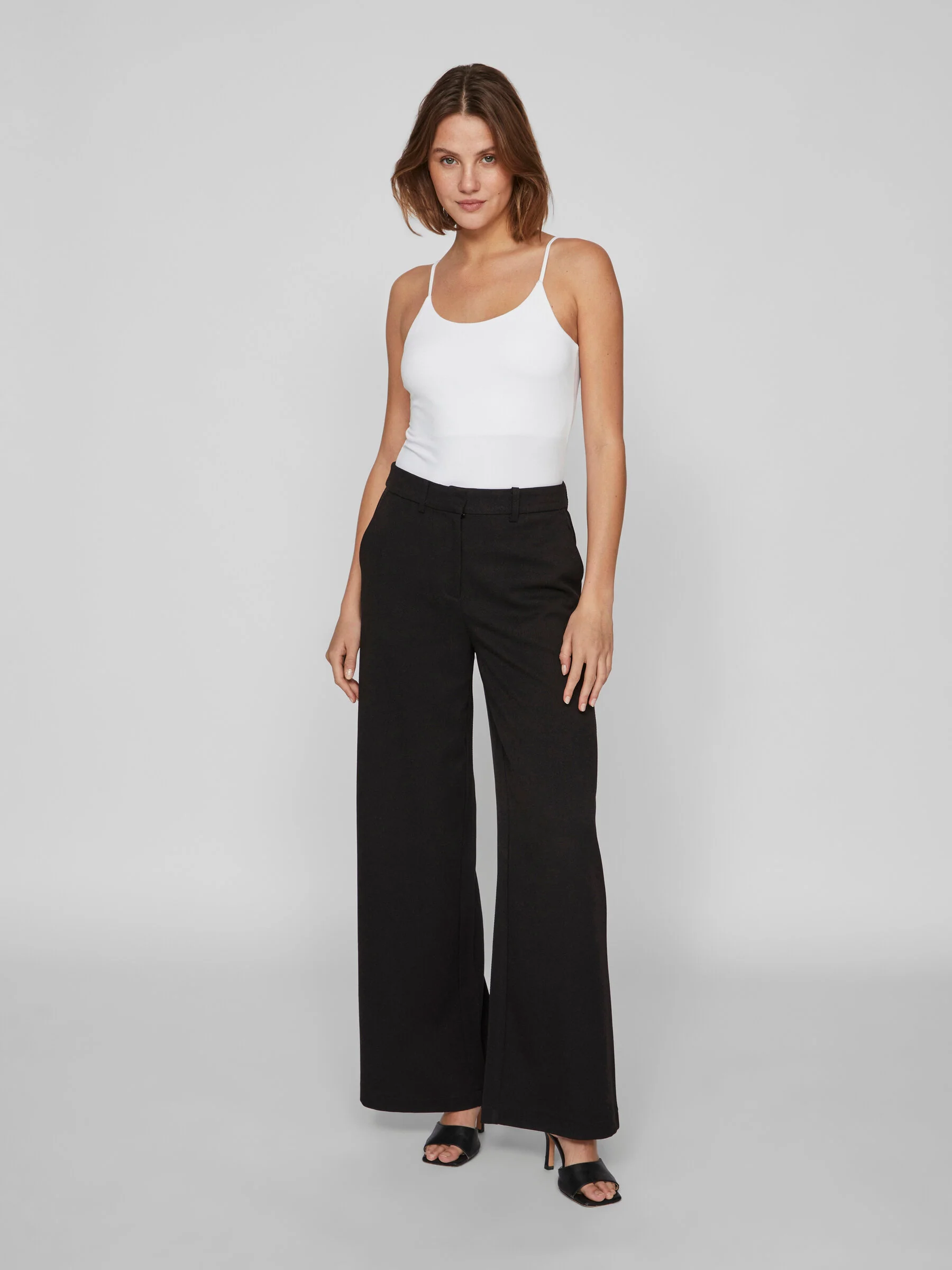 Basic Stretch Cami White - Image 3