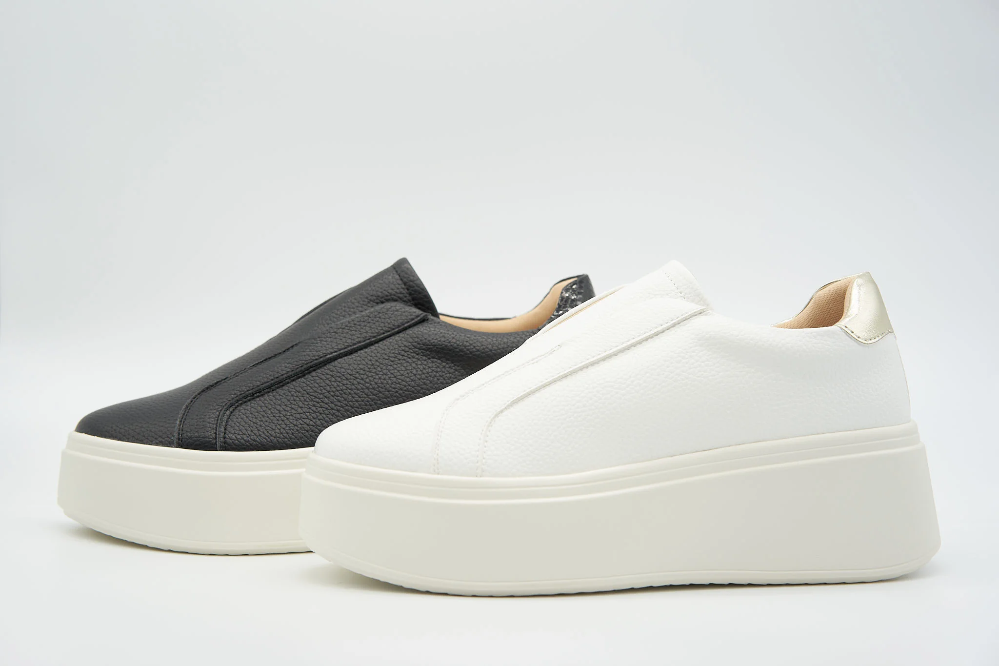 Platform Pumps Black - Image 3