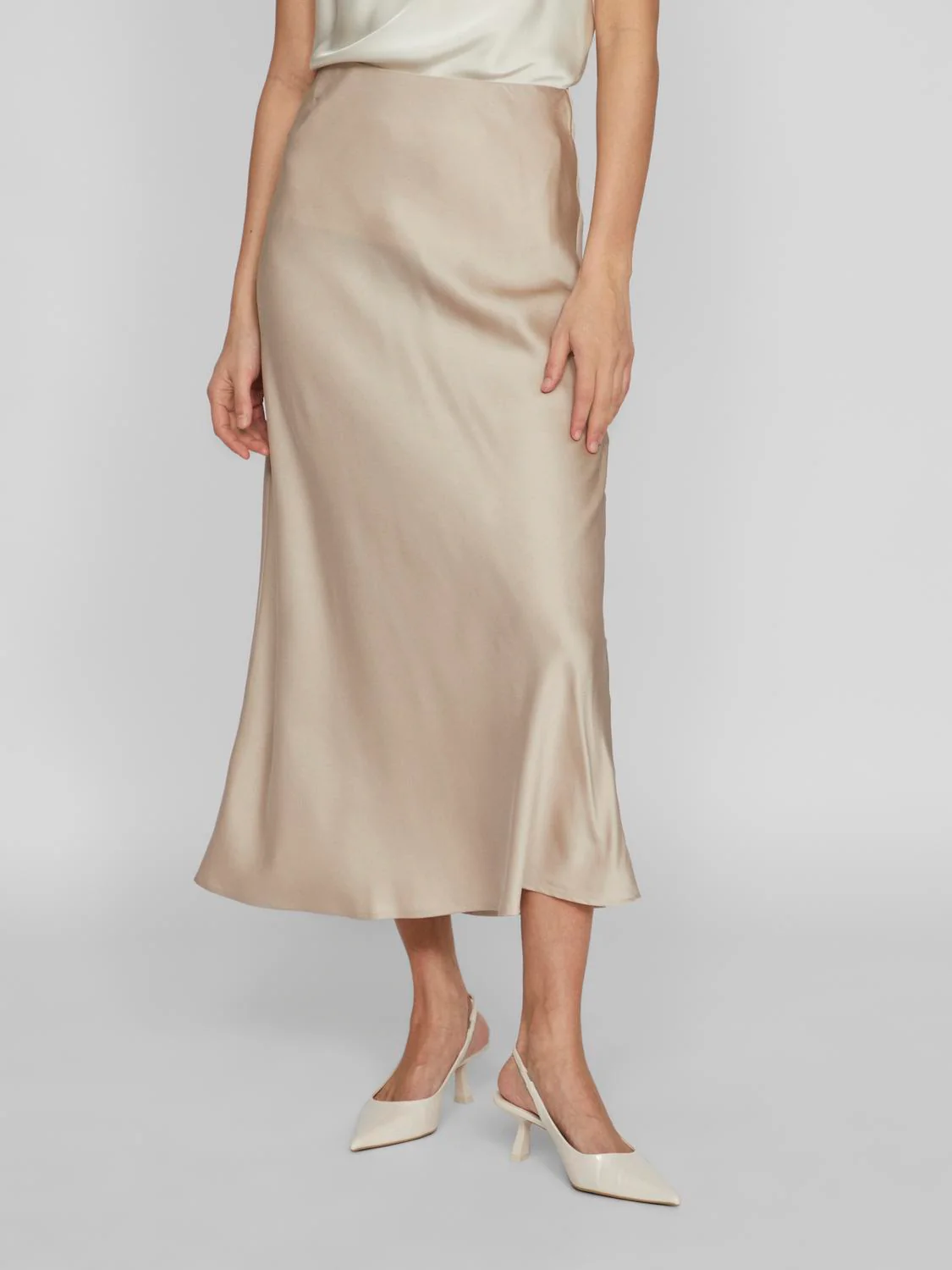 Viellette Maxi Skirt Champagne - Image 4